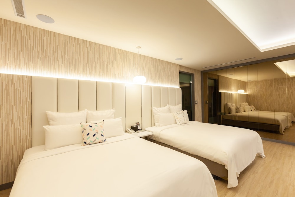 Six Star Motel-Zhongli 2/40