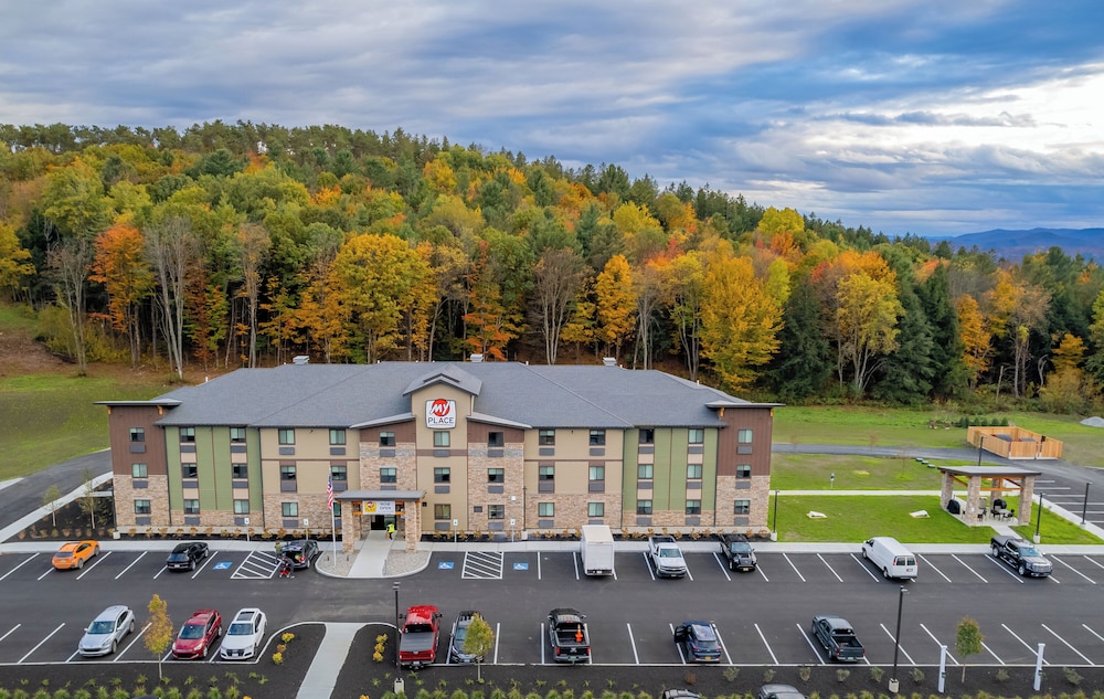 My Place Hotel-Randolph, VT 4/24