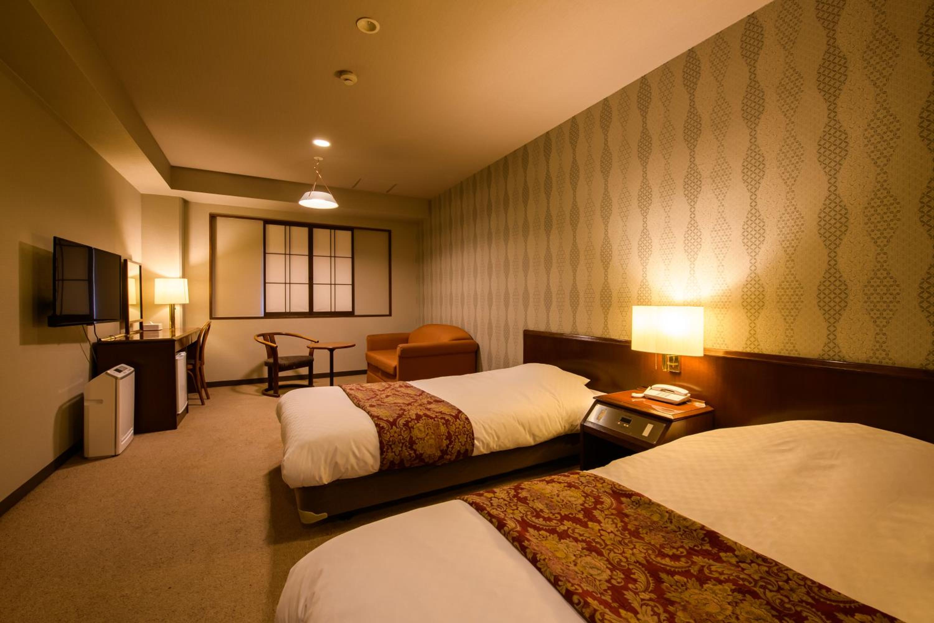 Room, Twin Beds