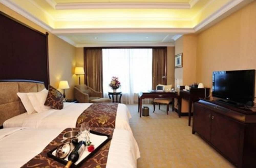 Royal Marina Plaza 31/60