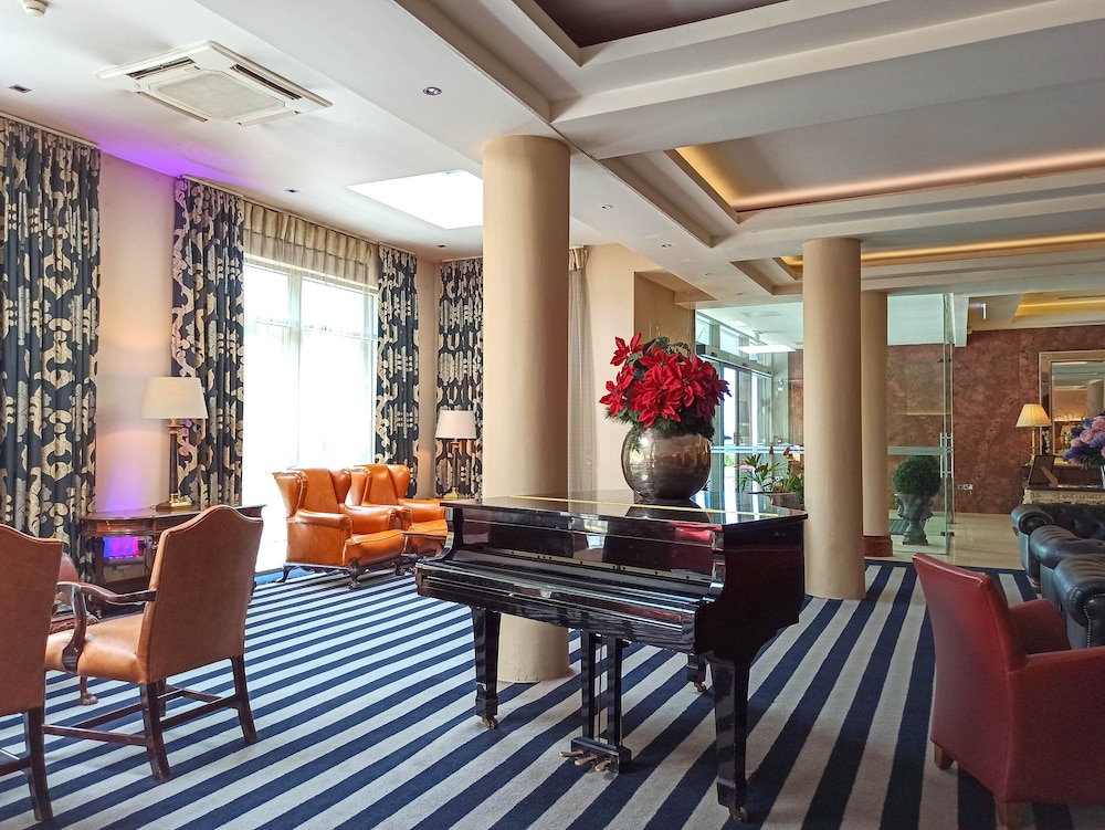 Salthill Hotel 38/61