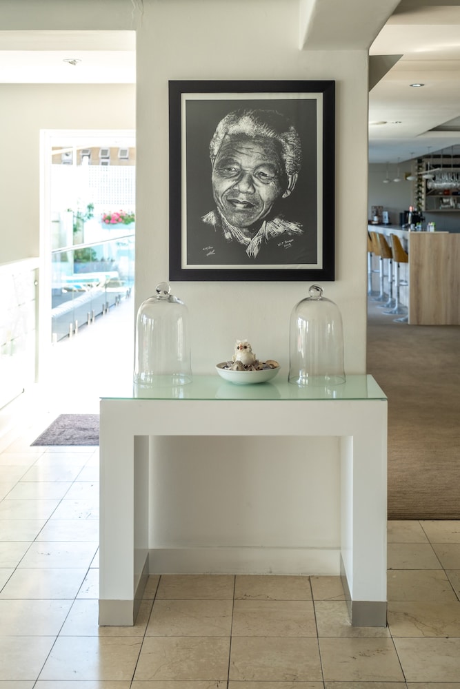 The Bantry Aparthotel by Totalstay 7/79