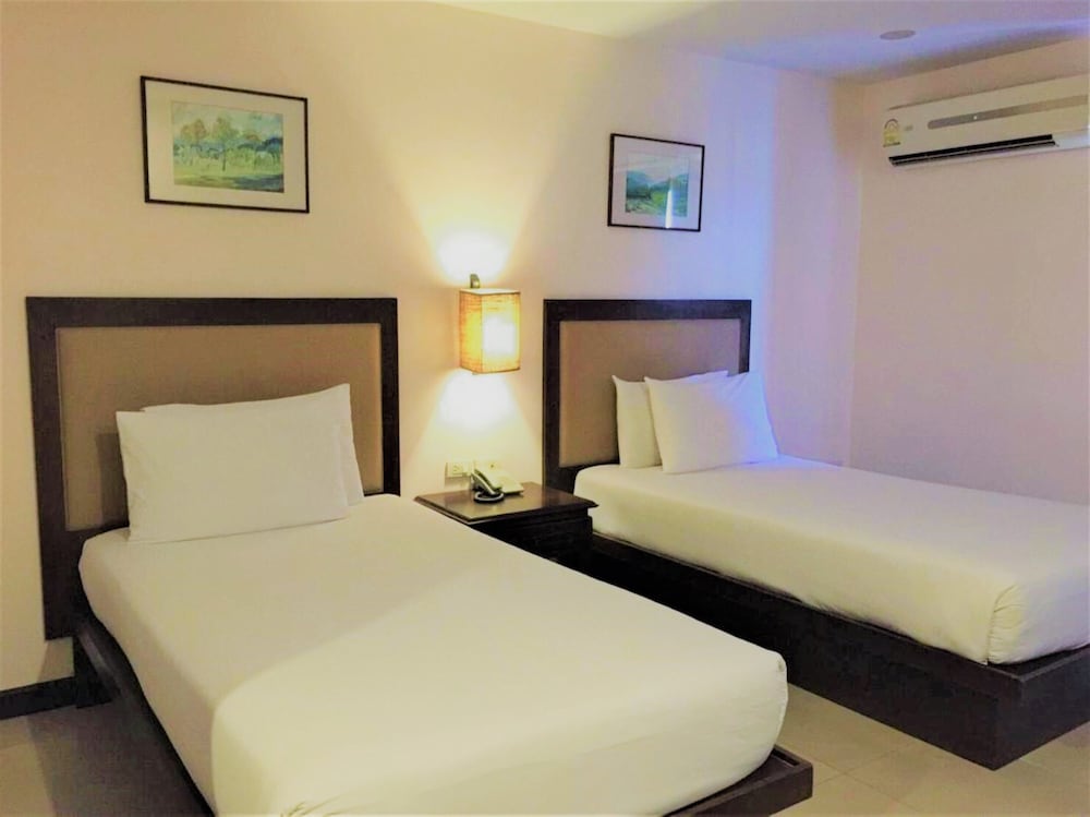 NARIS ART HOTEL 21/55