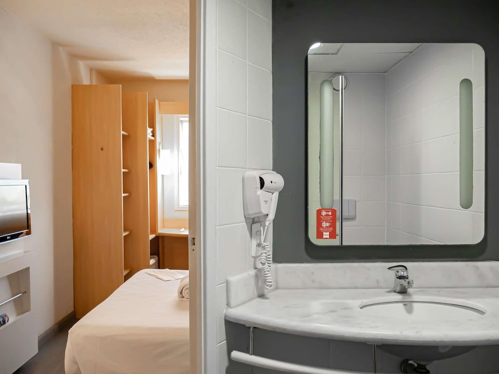 Ibis Macae 61/61