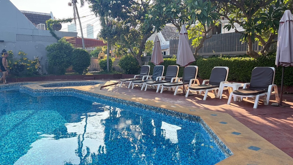 Collection O Southern Star Resort Pattaya 34/37