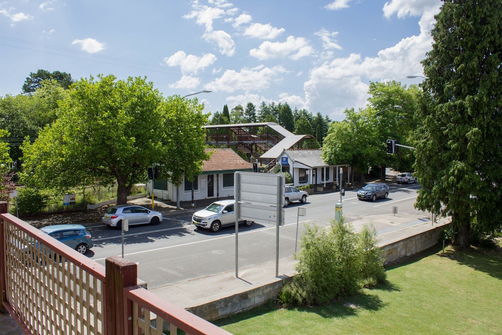 Gardners Inn Hotel 49/53