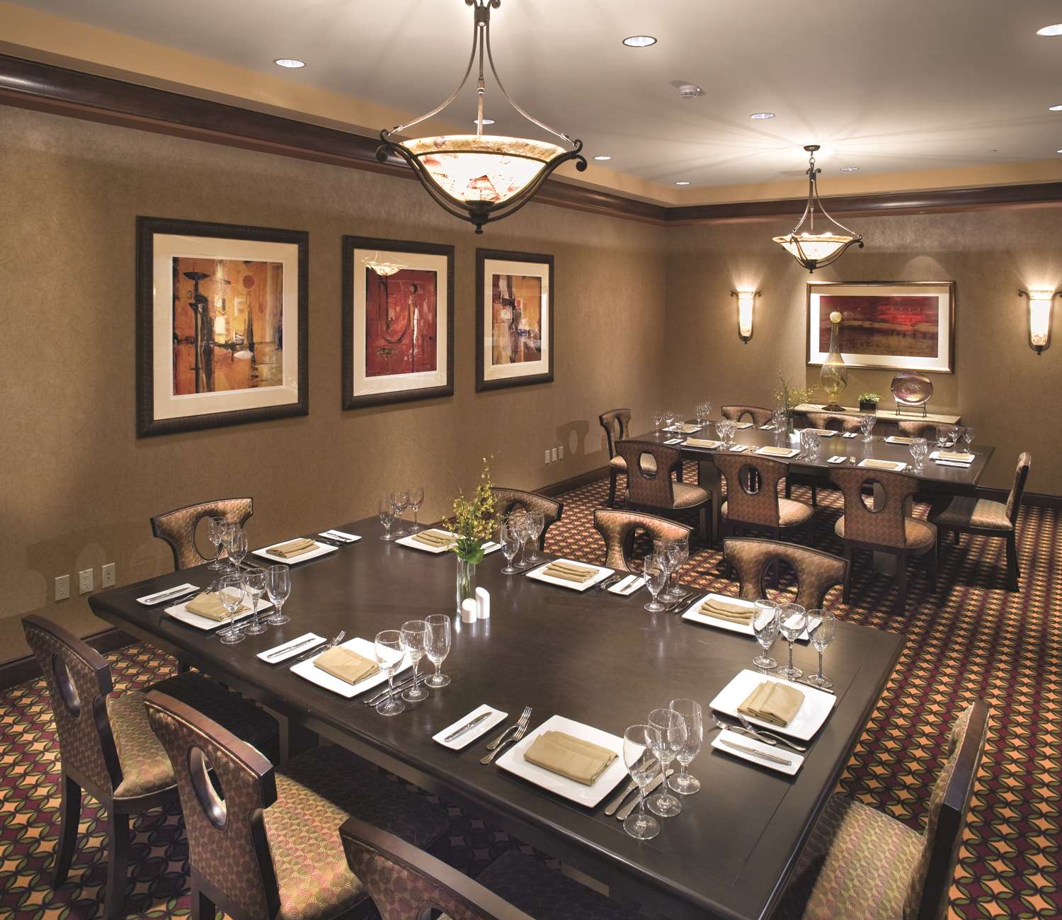 restaurant cafeteria