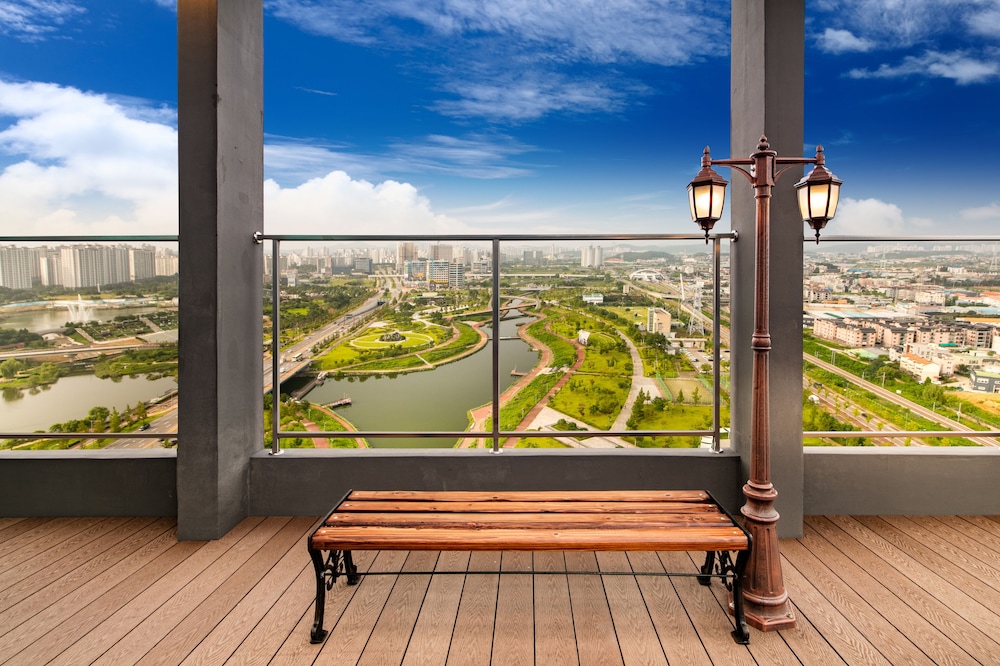 K Hills The Terrace 54/70