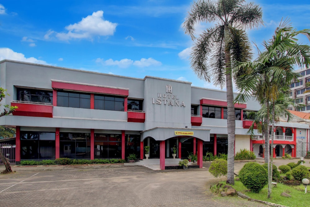 Oyo 3934 Hotel Istana Syariah Ex Istana Pekalongan 2/50