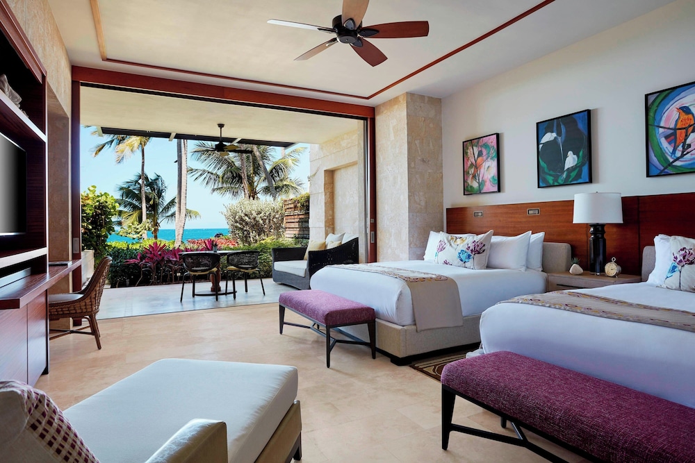 Room, 2 King Beds, Beach Front, Accessible
