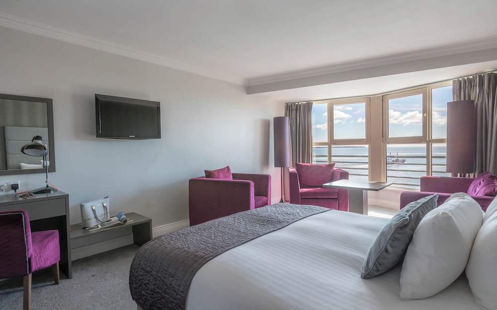 غرفة بسريرين منفصلين بإطلالة على البحر، Talbot Hotel Wexford 5/7