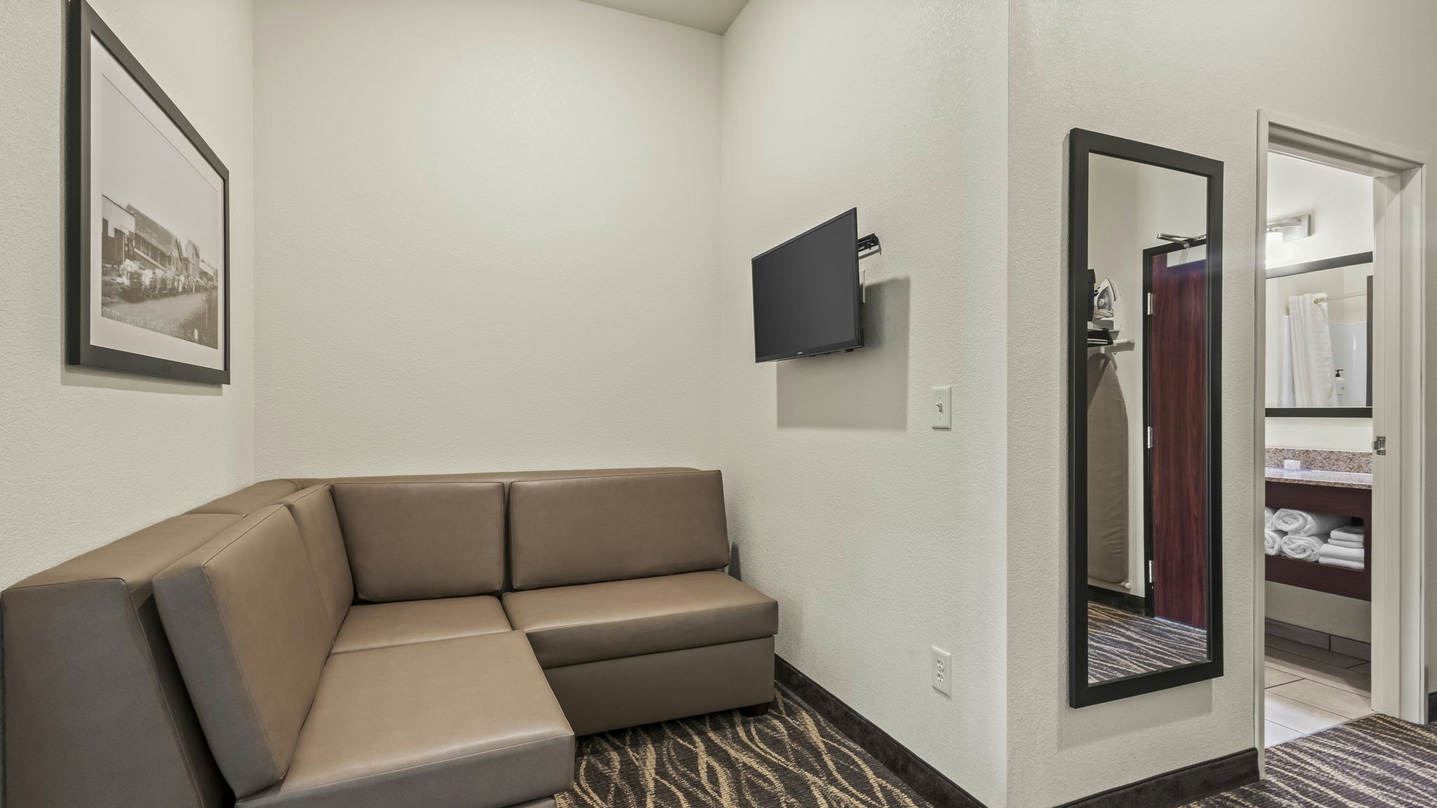 Cobblestone Hotel & Suites - Foley 31/50