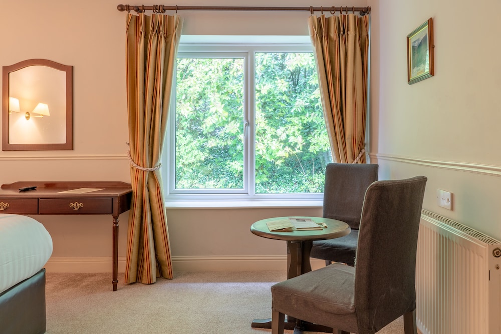Woodenbridge Hotel 44/73