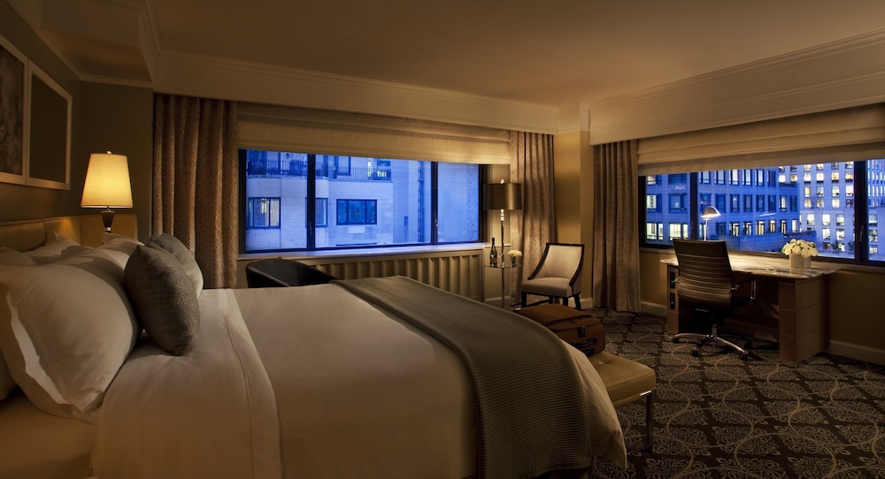 Loews Regency Hotel 60/84