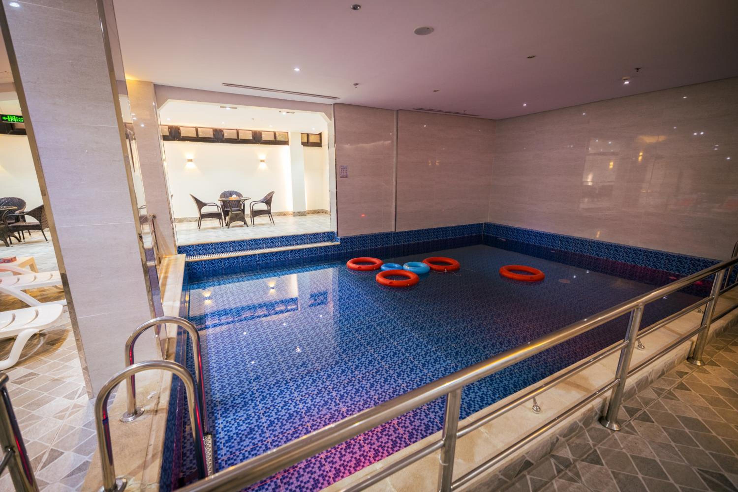 فندق ميرنيان(Mirnian Hotel) 19/40