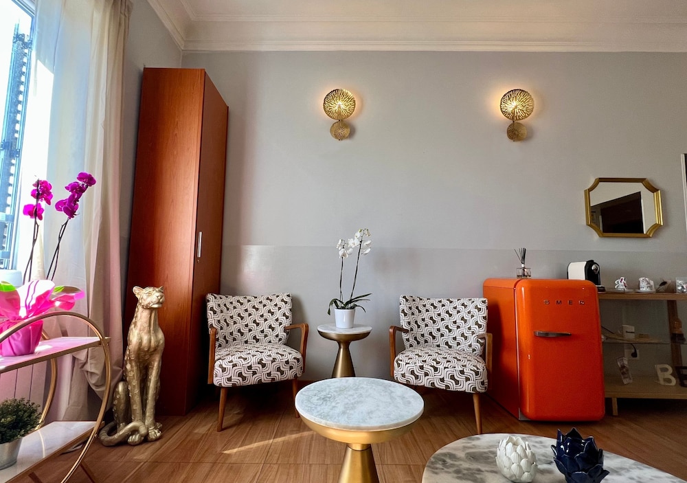 BON TON SUITE 36/49