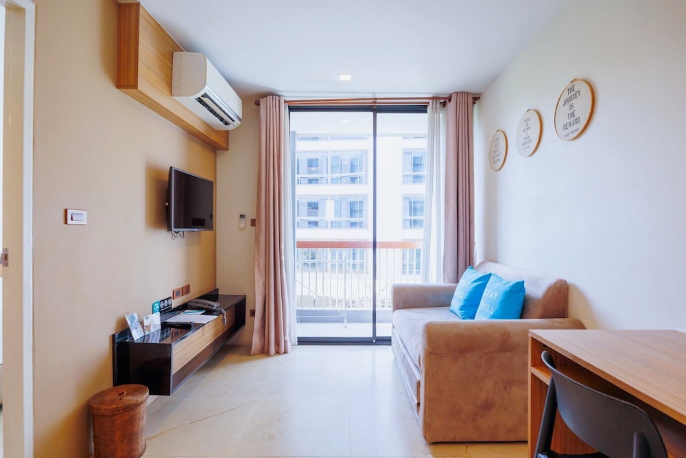 One Bedroom Suite with Bath Tub Double Bed، Cross Vibe Chiang Mai Decem 9/10