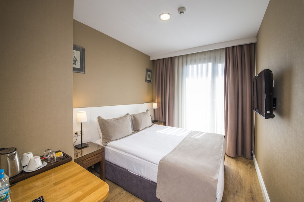 Aston Hotel Taksim (ex Aston Residence Hotel) 7/70