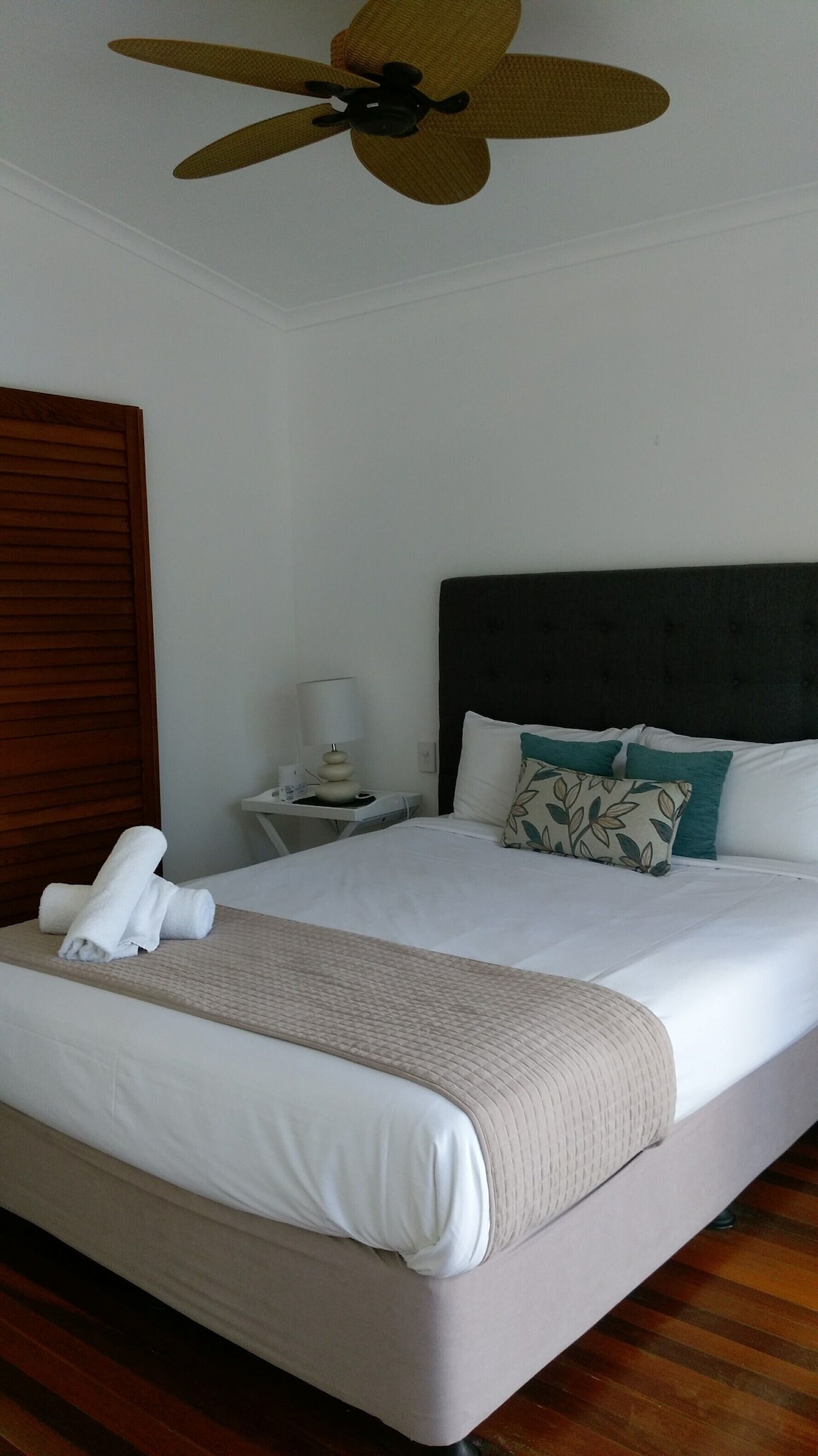 1 BEDROOM, APARTMENT