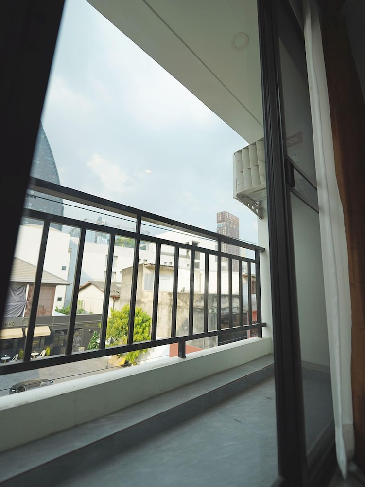 RoomQuest Sukhumvit36 BTS Thonglor (ex Ongkara Bangkok) in BANGKOK