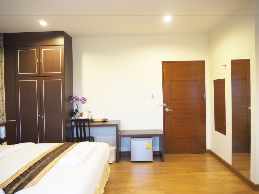 Suksomboon Hotel 22/39