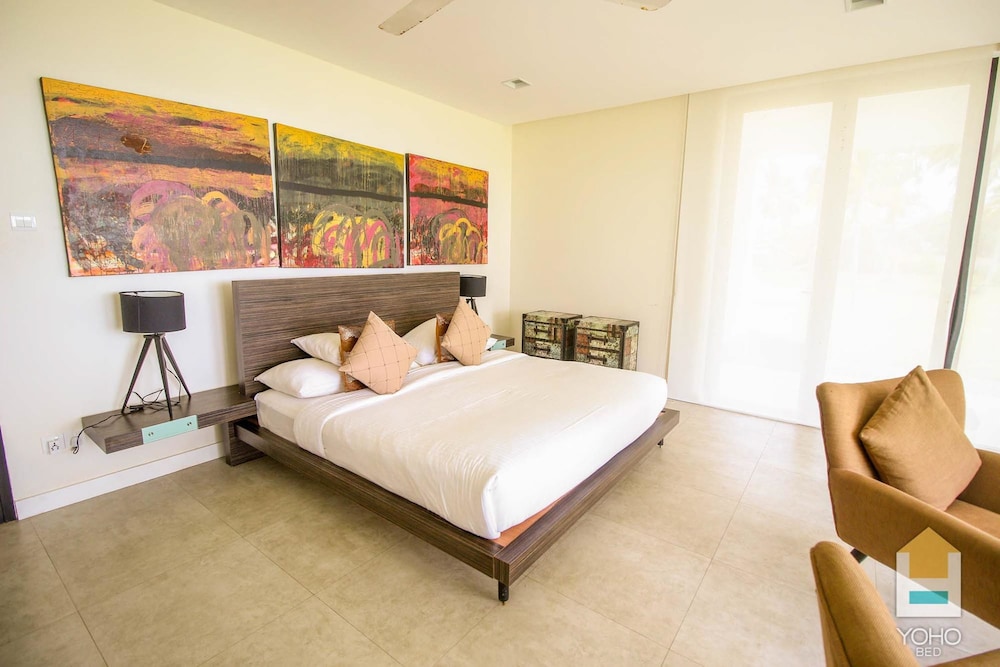 Green Turtle Villa 7/50