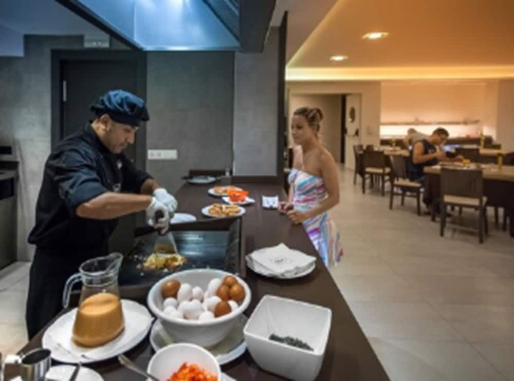 RH Vinaros Aura 22/32