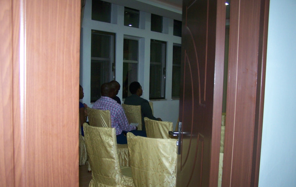 Premier Hotel 1/10