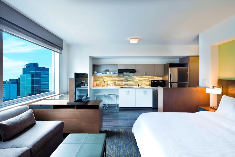 Room at Element Harrison - Newark, HARRISON - NJ