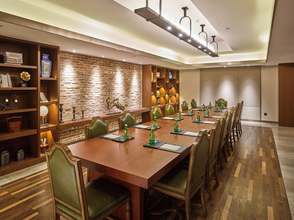 Yeboqinhuai SSAW BOUTIQUE Hotel (Grand Theater) 25/35