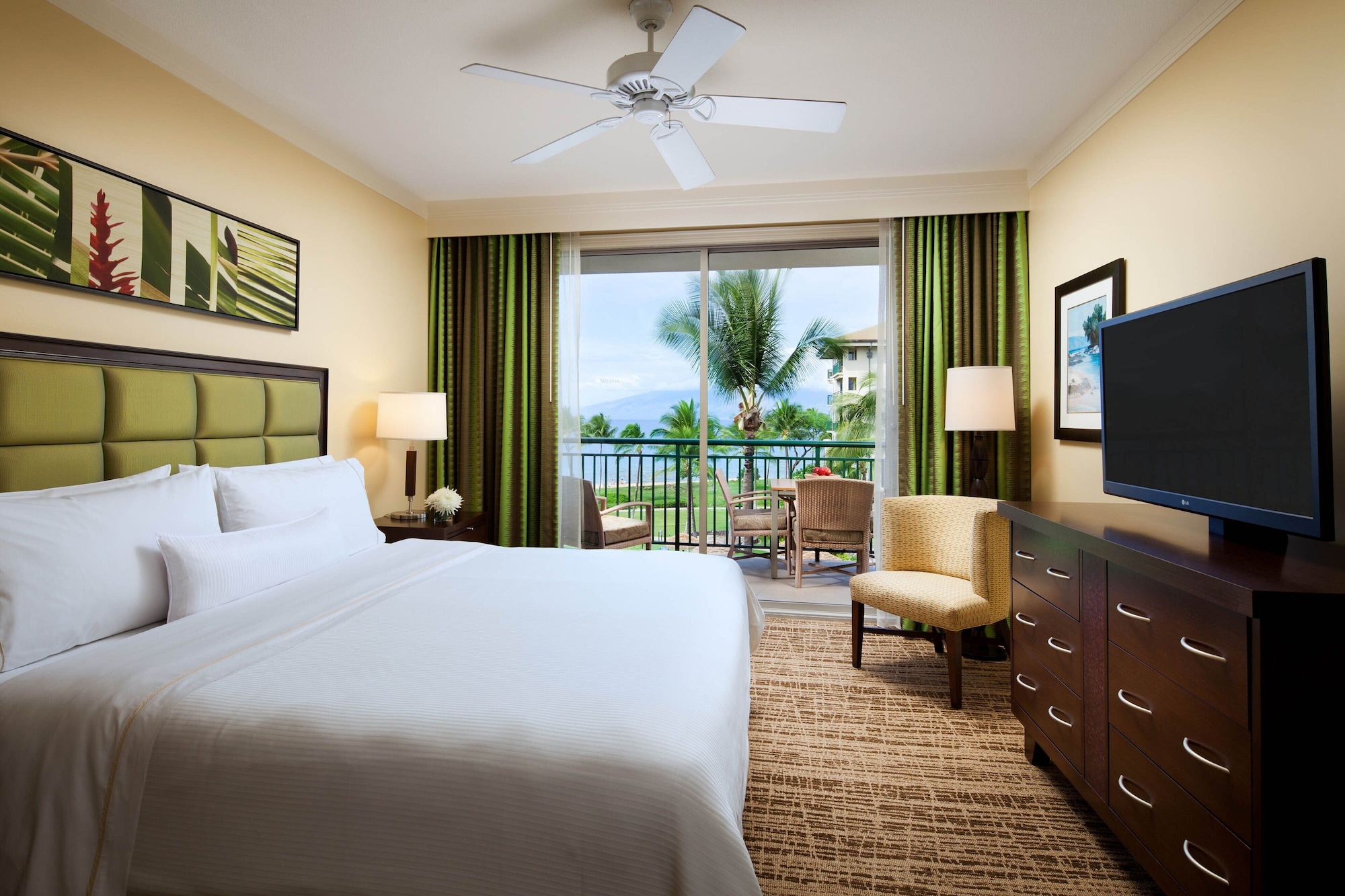 1 Bedroom, Villa, King Bed, Ocean Front, Sofa, Balcony