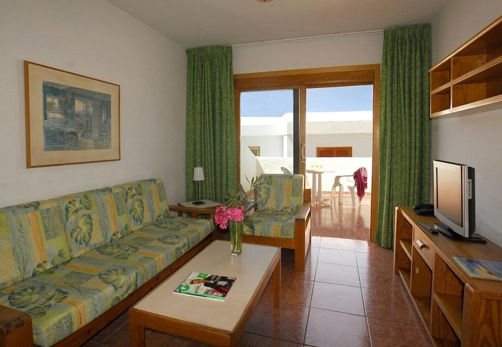 Montecarlo Apartments 30/50