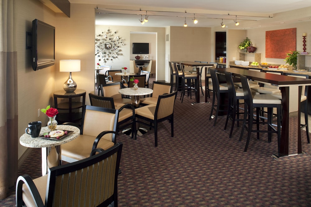 Sheraton Uptown Albuquerque 30/44