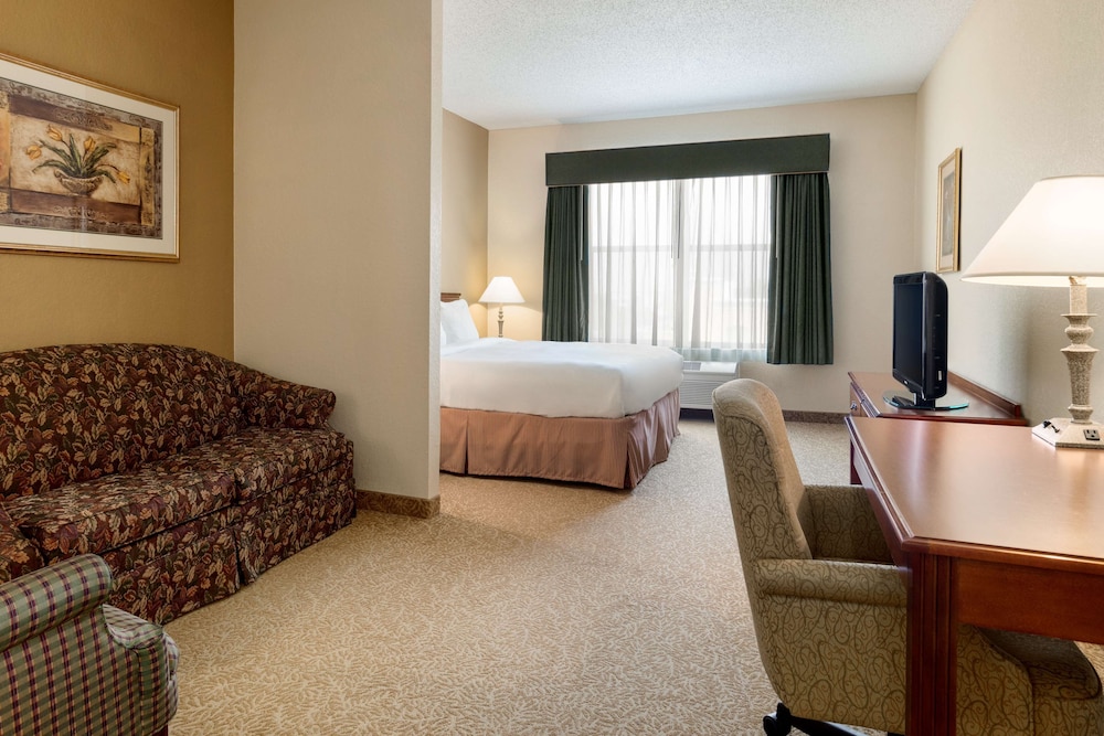 Sonesta Essential IAH Airport JFK Boulevard 12/53