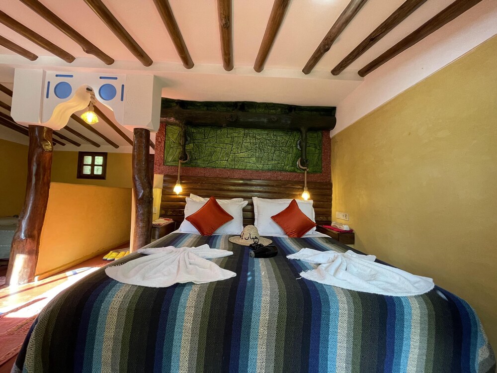 1 BEDROOM, FAMILY, RIVER VIEW, BALCONY