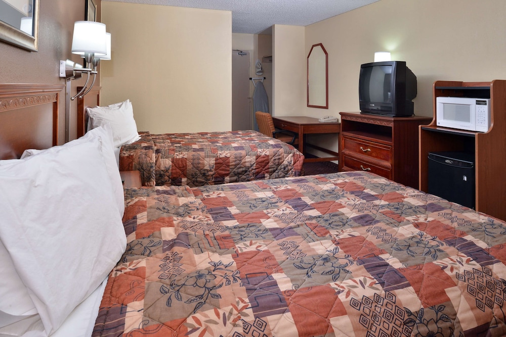Americas Best Value Inn Tulsa at I-44 25/44