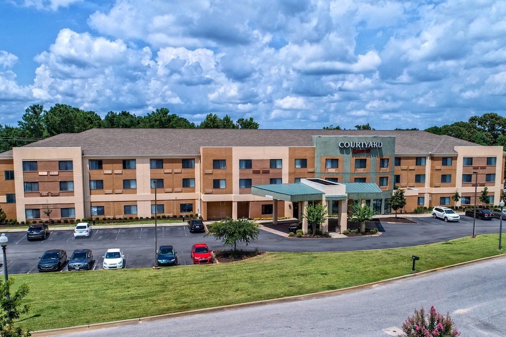 Courtyard by Marriott Troy 3/54
