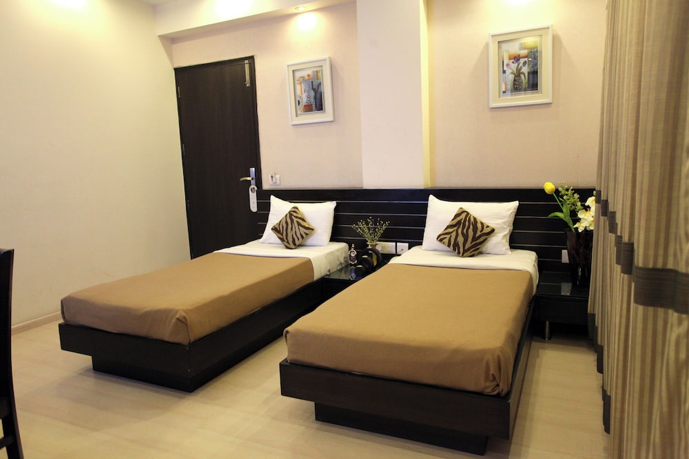 HOTEL SAAR INN 23/54