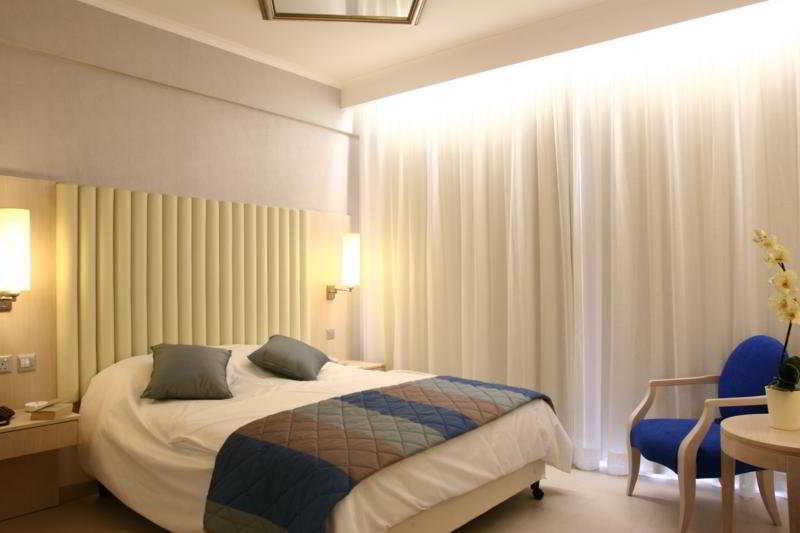 TWIN ROOM INLAND VIEW