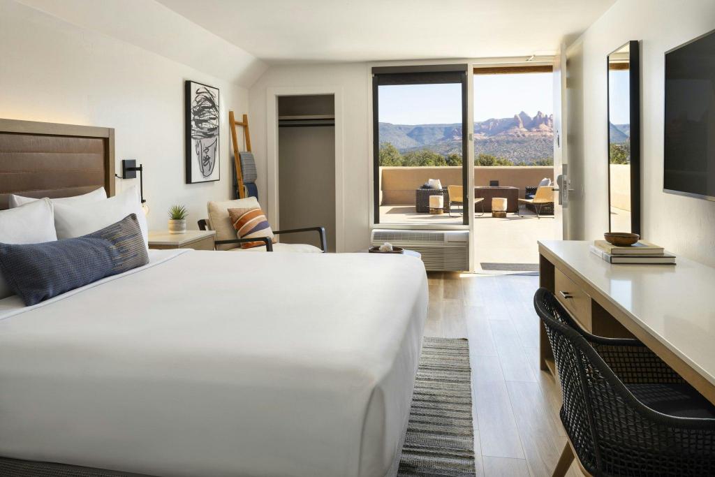 Red Rocks, Guest Room, King Bed, with View, Terrace