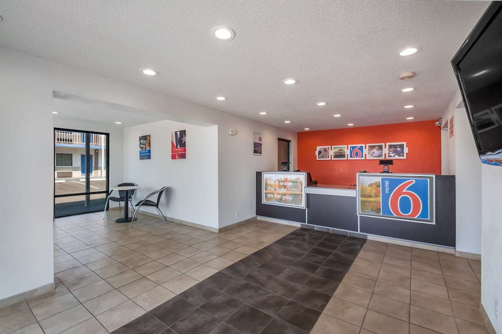 Motel6 Odenton, MD - Fort Meade 7/40