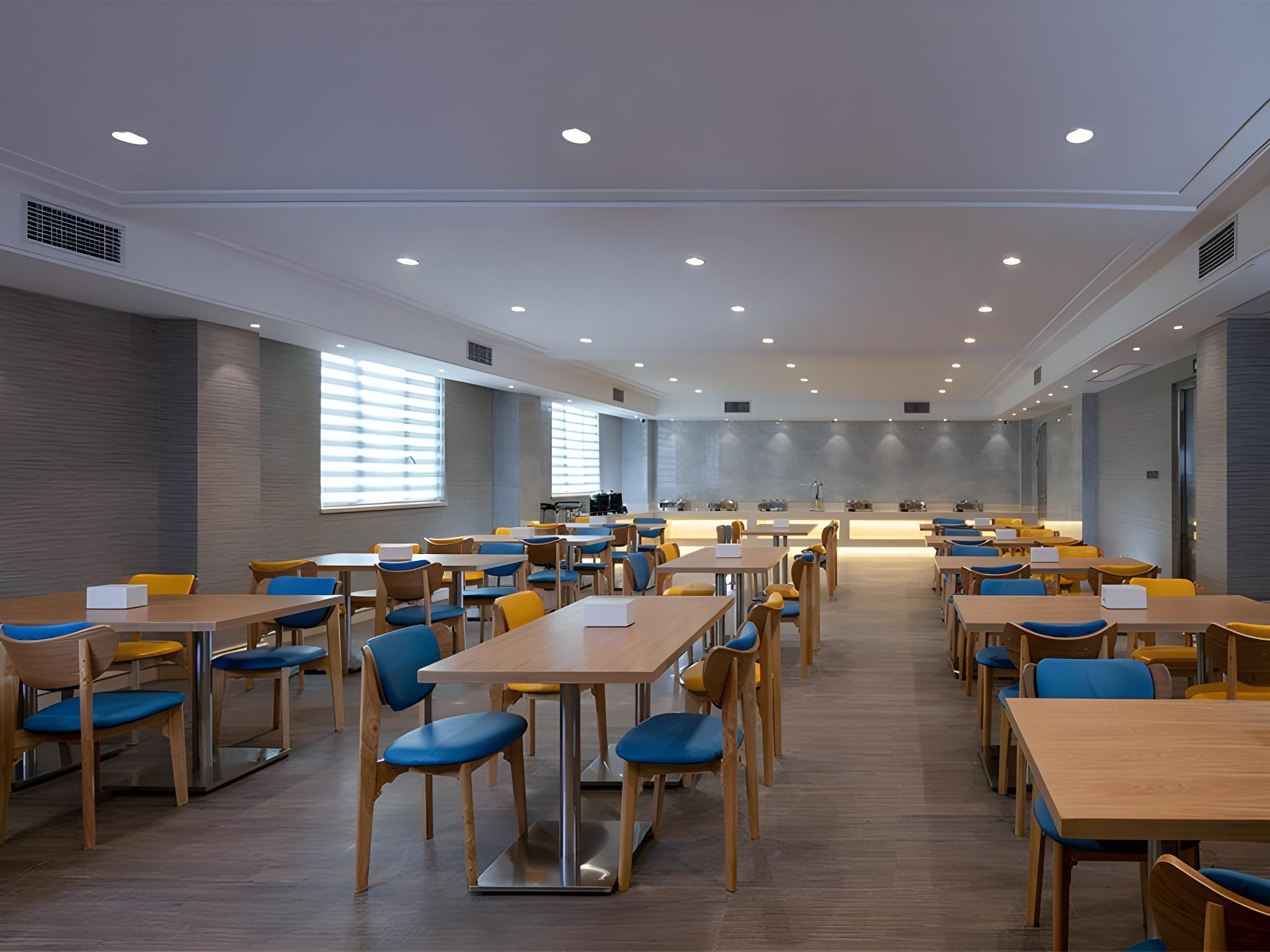 Vienna Hotel (Foshan Yihuan Lishui) 53/60