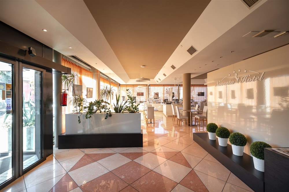 NOVENTA HOTEL 7/54