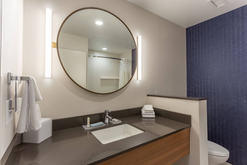 Fairfield Inn & Suites Franklin 20/34