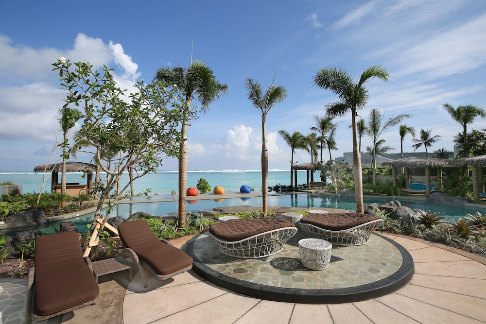 Dusit Thani Guam Resort 42/50