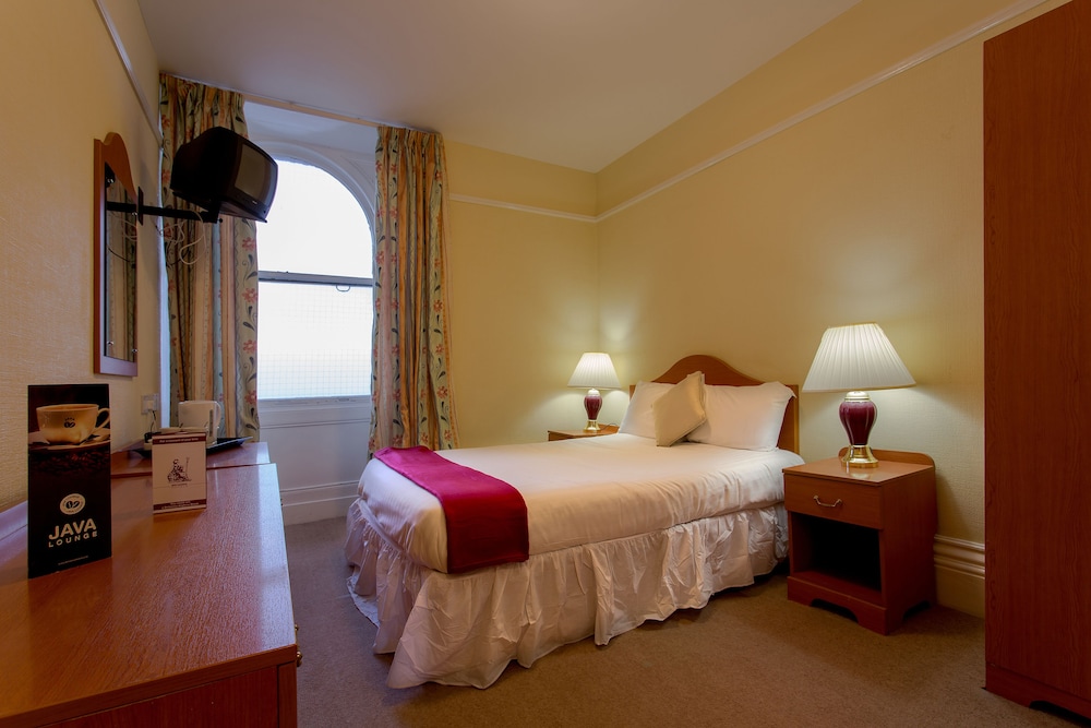 Grand Hotel Scarborough 13/72