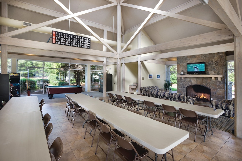 WorldMark Gleneden Beach 30/42