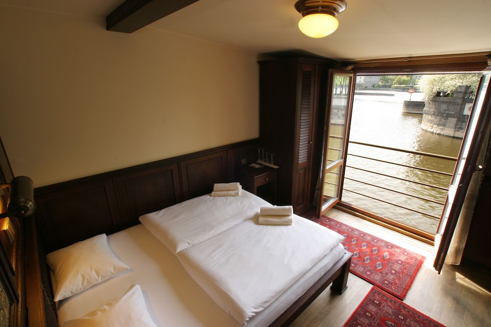 Boat Hotel Matylda 39/61