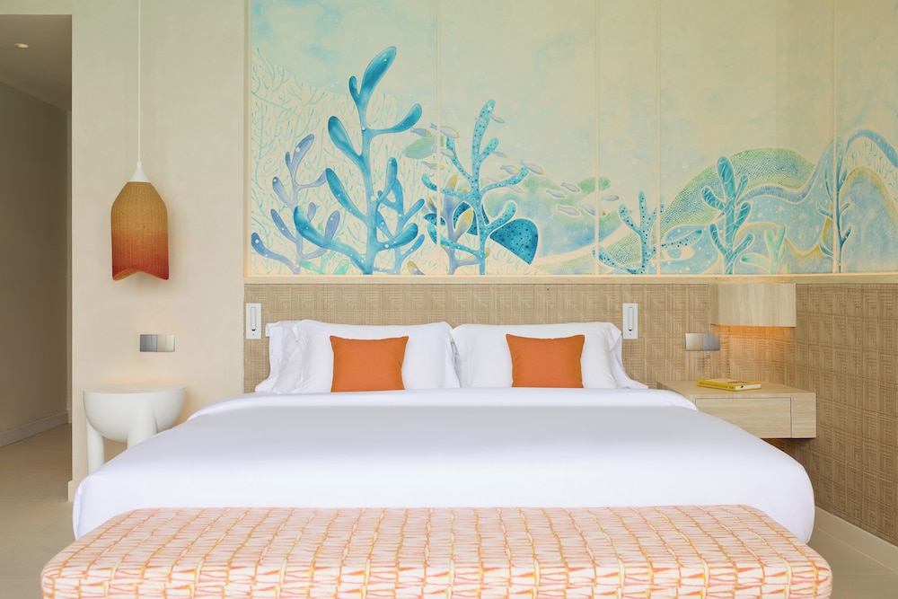 Overwater, Sunrise, Villa, King Bed, Jetted Tub