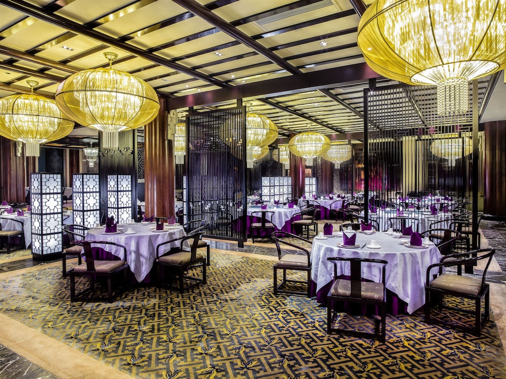 Chateau Star River Guangzhou Hotel 60/74